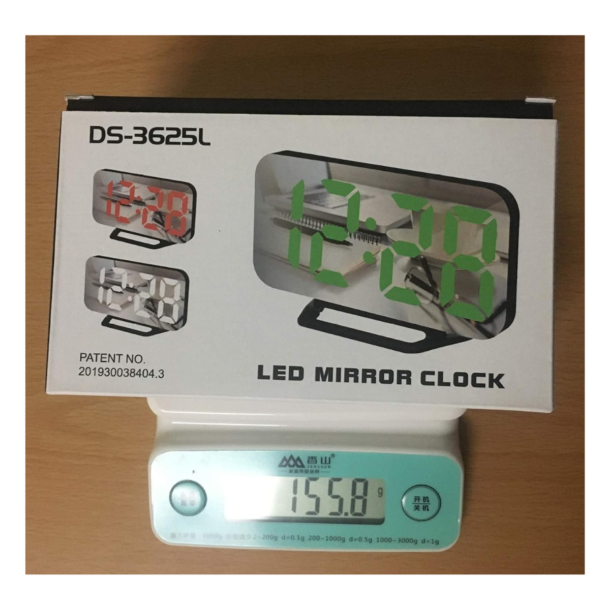 RELOJ DESPERTADOR DIGITAL CON ESPEJO.