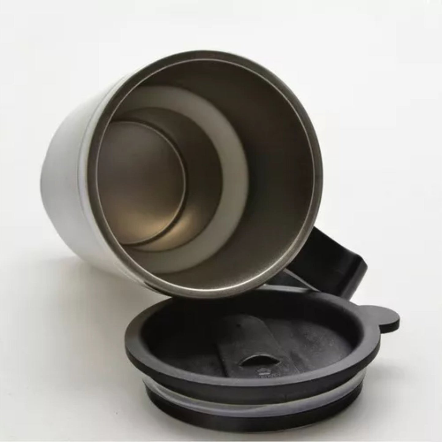 TAZA CALEFACTORA ELECTRICA PARA VEHICULO.